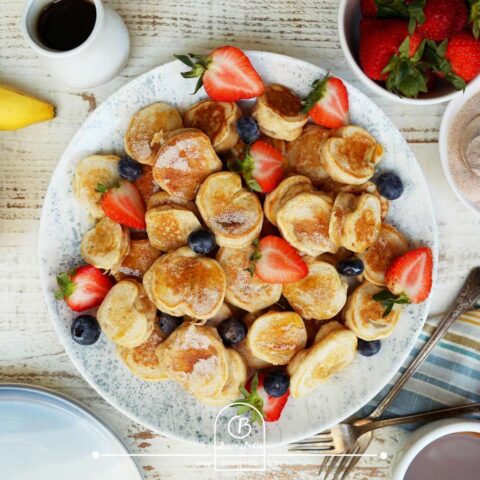 طرز تهیه پنکیک دکمه‌ای یک صبحانه جذاب برای کودکان