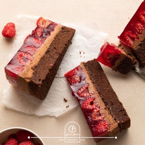 کیک پودینگ ژلهای سه لایه