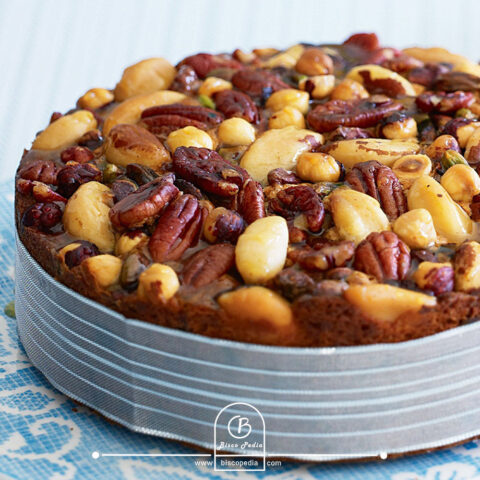 طرز تهیه انواع کیک مغز دار