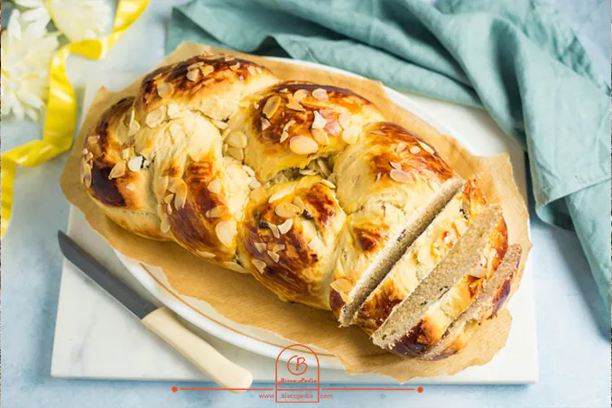 طرز تهیه نان شیرین کوزوناک مخصوص کریسمس