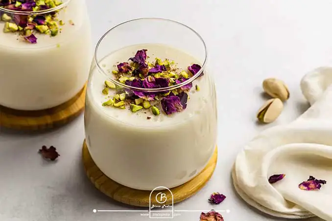 طرز تهیه مهلبیه بادام مخصوص ماه رمضان