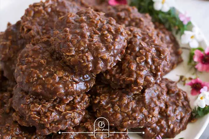 طرز تهیه کوکی شکلاتی بدون فر
