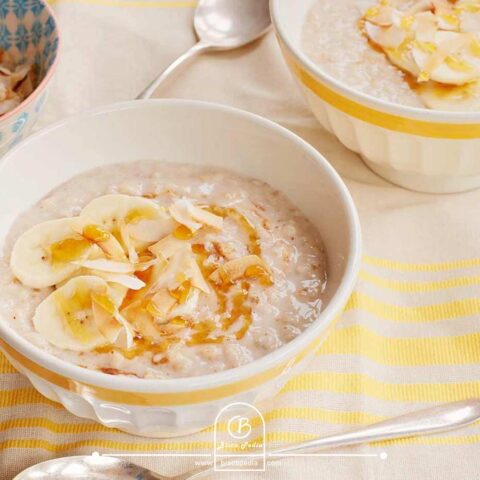 طرز تهیه فرنی نارگیلی