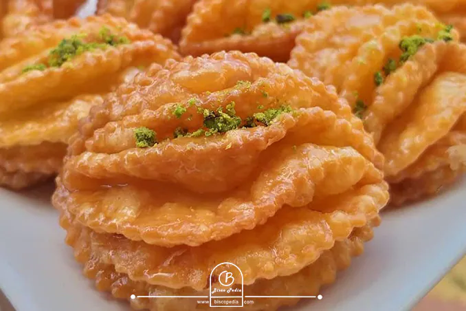 طرز تهیه شیرینی لب دلبر برای ماه رمضان و عید نوروز