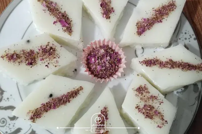 طرز تهیه مسقطی شیر خوشمزه و لطیف در خانه