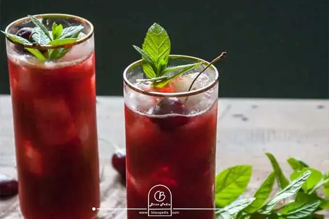 طرز تهیه شربت نعنا آلبالو خنک کننده و مجلسی🥤